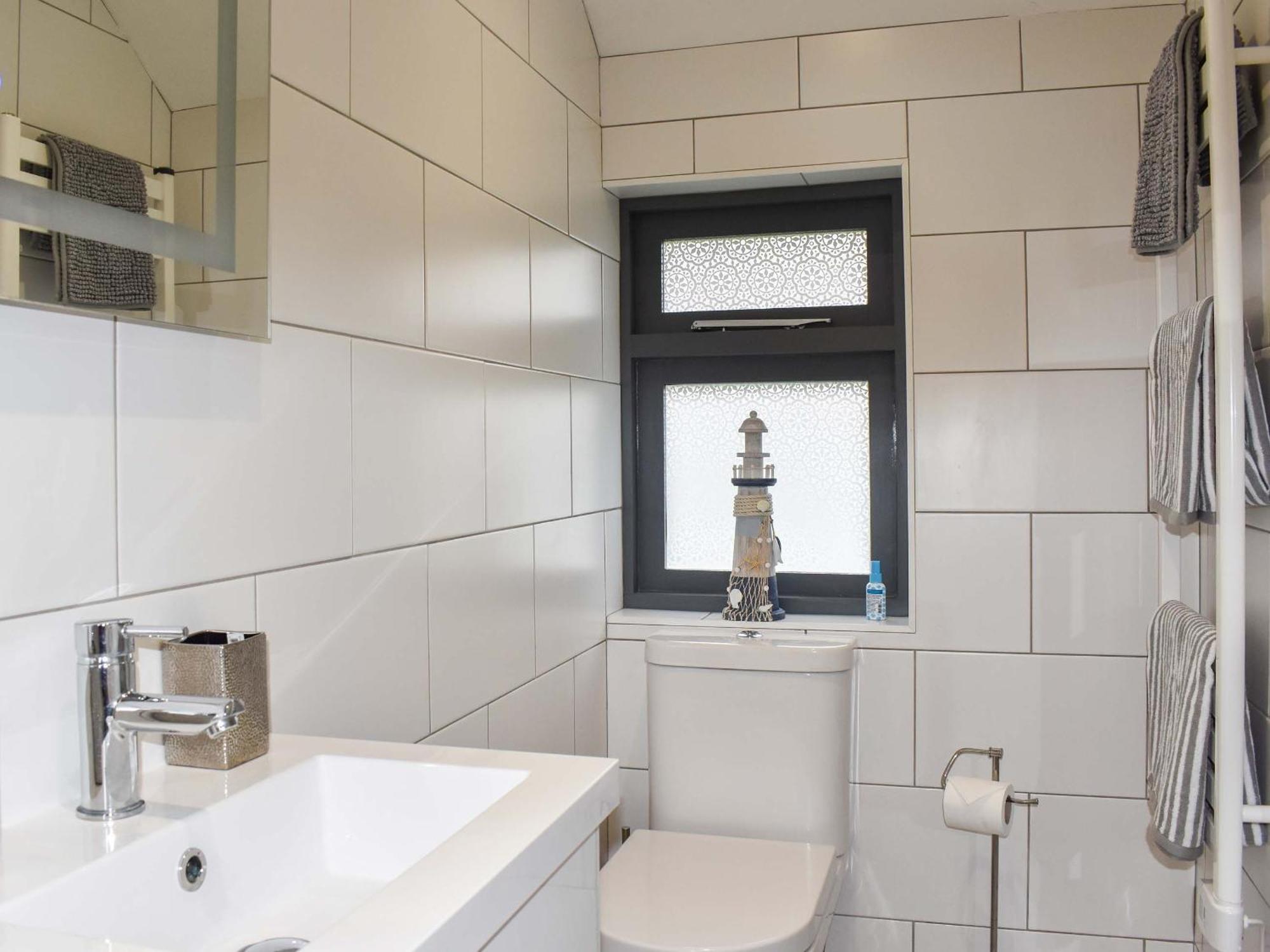 Muriels Lodge Ryde  Bagian luar foto