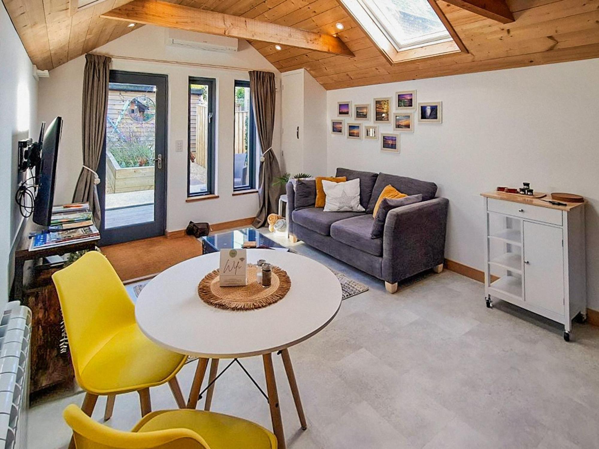 Muriels Lodge Ryde  Bagian luar foto